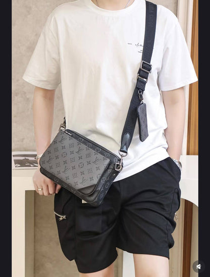 Lv

COPY ONE
 FOR MEN SLING BAG

215 dhs🇦🇪🇦🇪

Zain295
♥️♥️♥️