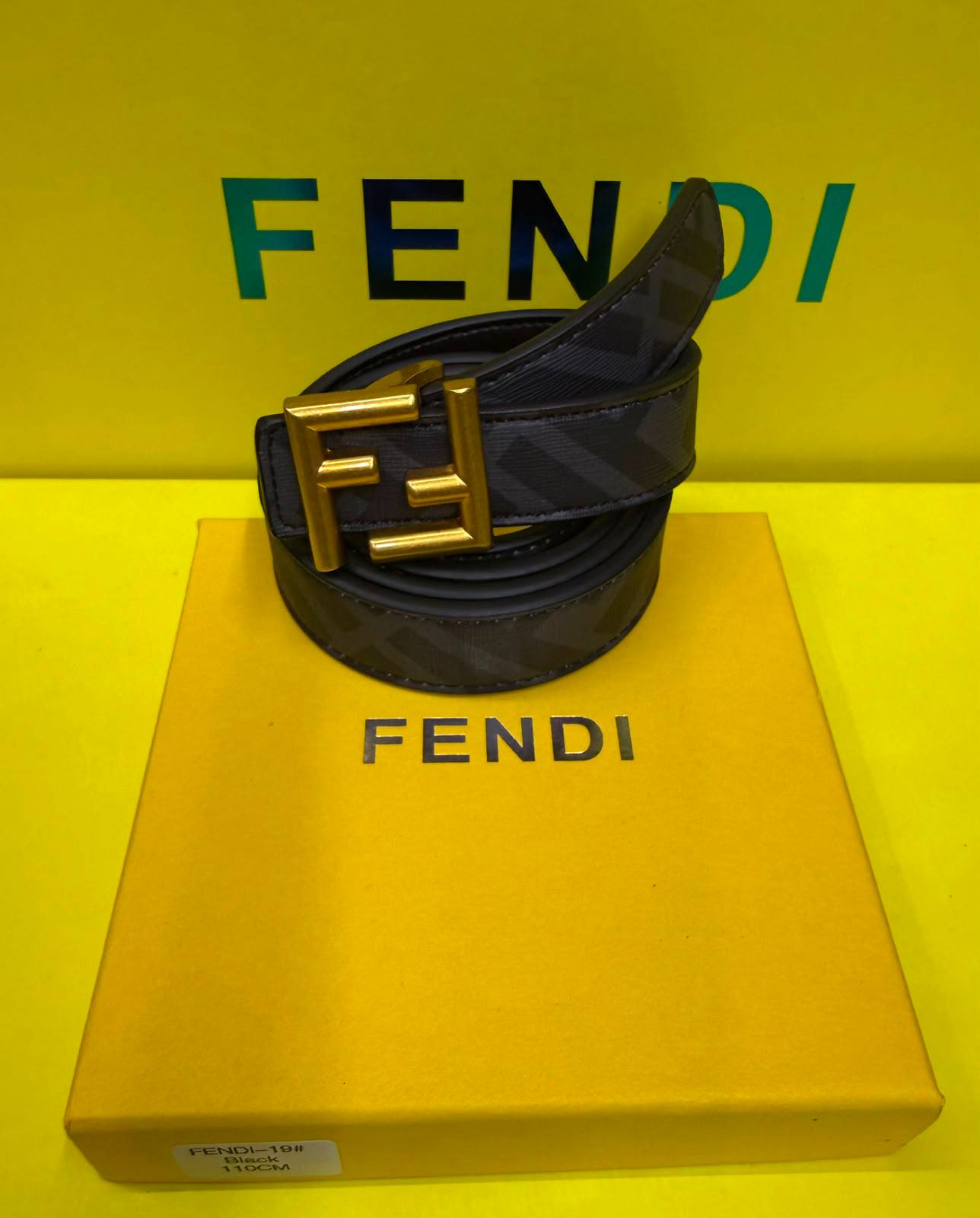 Belts 
With box
40 dhs✅

30 dhs✅ No Box

Zain93
♥️♥️♥️
