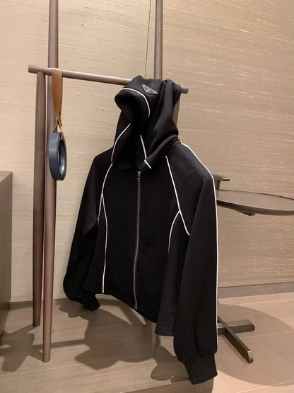 *New collections*                                                
PRADA

Super Master quality

Sizes: S M L

550 dhs🇦🇪🇦🇪

Zain308
♥️♥️♥️