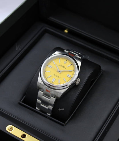 ROLEX  MILGAUSS AUTOMATIC 41mm

180 dhs🪙💚

Zain58
♥️♥️♥️