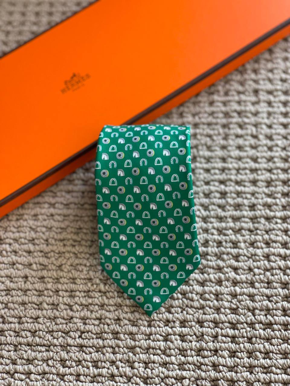 HERMES
TIE
*New Collection*
*Master Quality*
180 dhs💓

Zain179
♥️♥️♥️