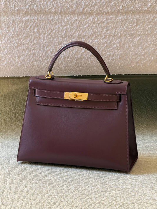 Hermes
kelly 28 cm💥Master quality ✅with box📦
460 dhs✅

Zain52
♥️♥️♥️