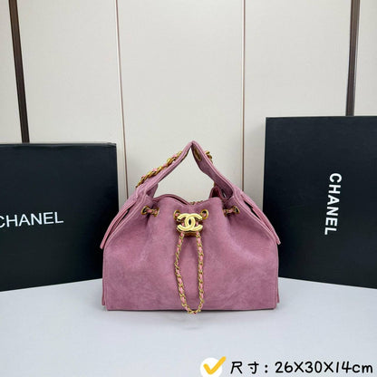 Chanel 
Master
300 dhs🪙🌨️
#25cm❤️

Zain228
♥️♥️♥️