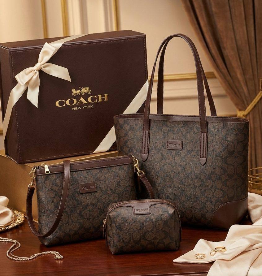 *3in1*   *newcome*    
130 dhs🪙🌨️
*size40cm*
*Gucci*
*Mk*
*COACH*
*FENDI*
*PRADA*
 
Zain175
♥️♥️♥️
