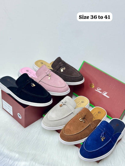 Loro piana
💯high quality
Size 36-37-38-39-40-41
120 dhs🪙🌨️

Zain86
♥️♥️♥️