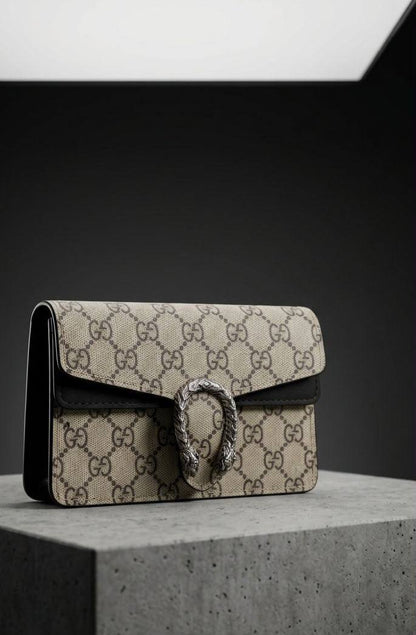 GUCCI MINI 
GOOD QUALITY ☘️
100 dhs🇦🇪🇦🇪
WITH BOX 📦

Zain28
♥️♥️♥️