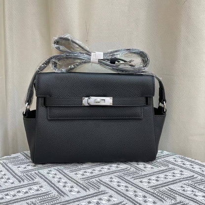 Hermes
Master
340 dhs🇦🇪

Zain111
♥️♥️♥️
