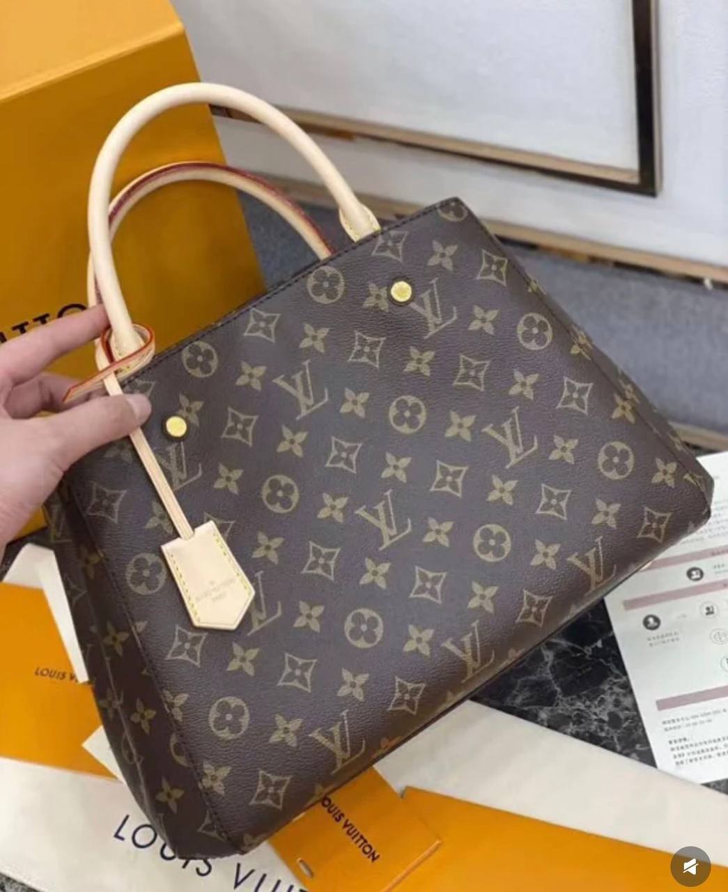 LV
 GOOD QUALITY 
100 dhs✅

Zain39
♥️♥️♥️