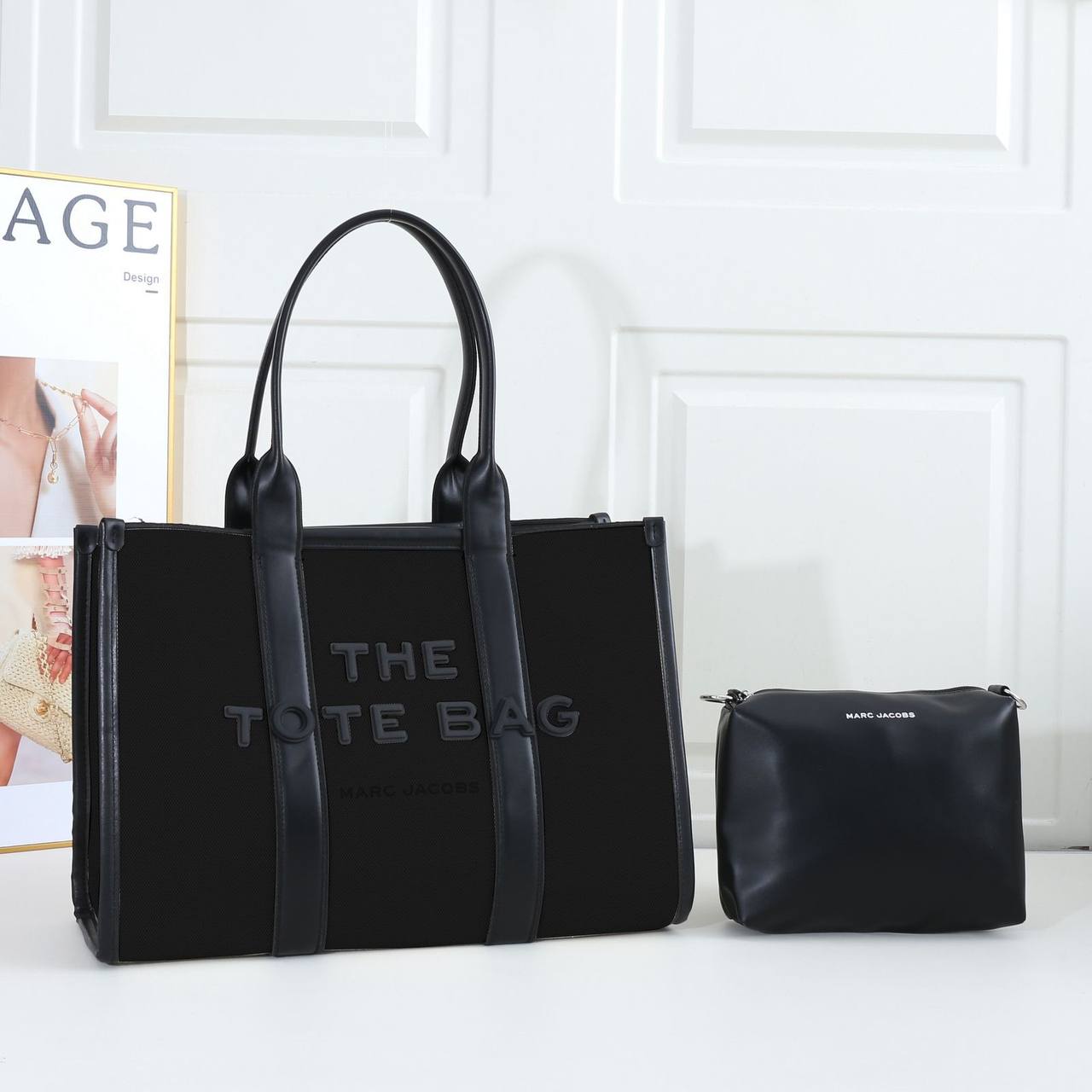 MARC JACOBS 
THE TOTE BAG BIG SIZE NEW CAME HIGH QUALITY 
125 dhs🪙🌨️

Zain39
♥️♥️♥️