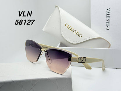 Ladies sunglasses 
70 dhs🇦🇪🇦🇪

Zain126
♥️♥️♥️