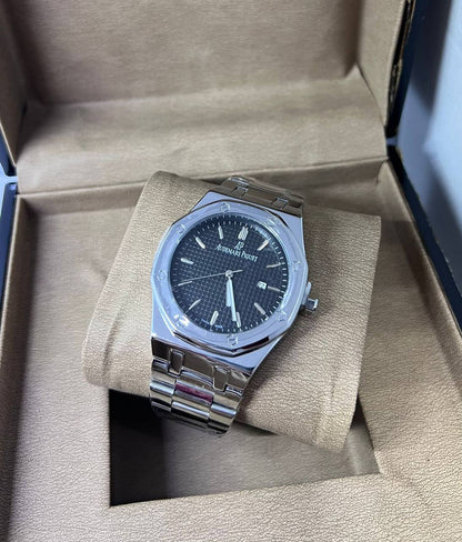 Omega - Rolex - Bvlagri
70 dhs🪙💕

Zain37
♥️♥️♥️
