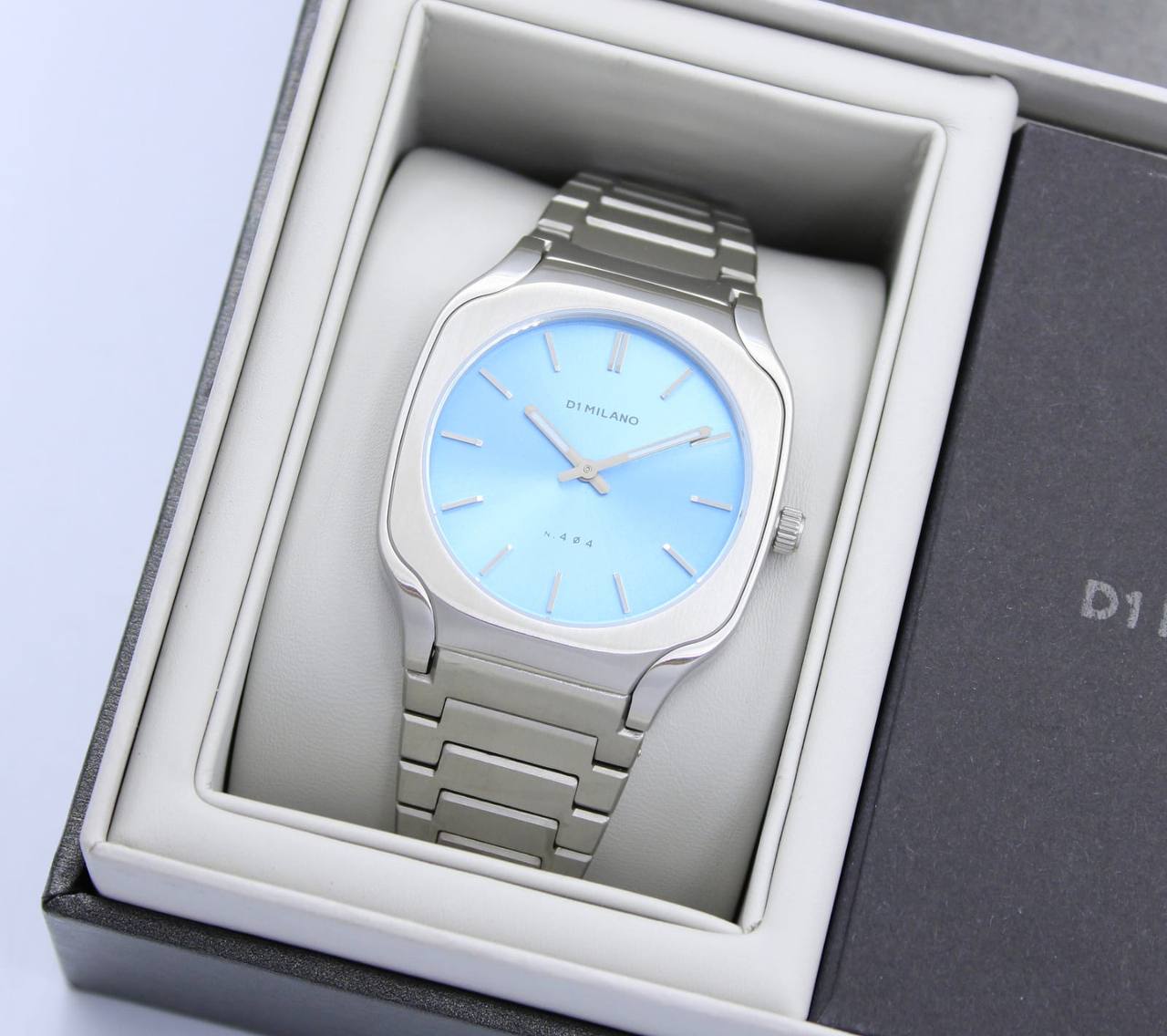 D1 Milano MEN BATTERY 38MM

310 dhs🪙🌨️

Zain58
♥️♥️♥️