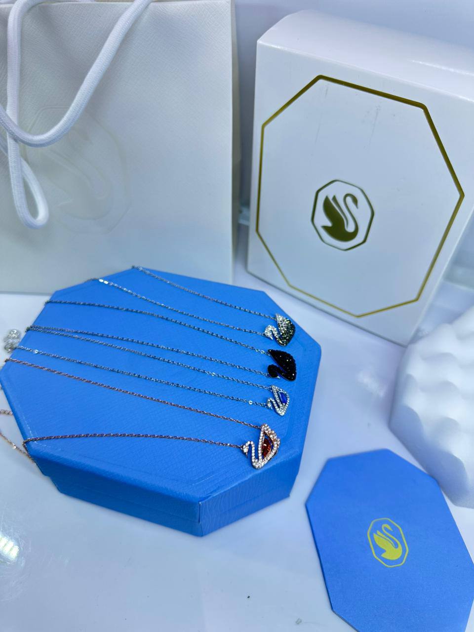 SWAROVSKI 🪿*
Necklace ❣️
Master quality 💯
With normal boxes 🗃️
50 dhs🪙🌨️
With master box 📦 
75 dhs🪙🌨️

Zain216
♥️♥️♥️
