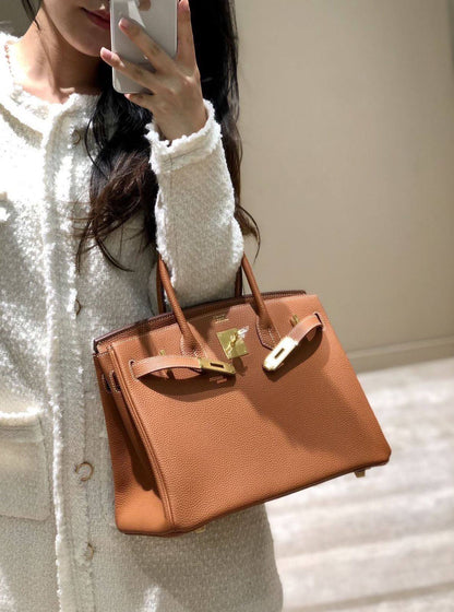 Hermes
130 dhs🇦🇪🇦🇪
30 cm

Zain219
♥️♥️♥️