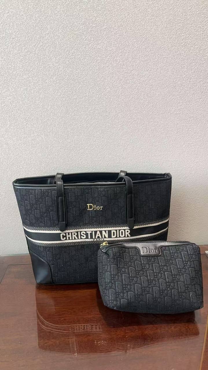 2in1 Bags

Size: 36cm

70 dhs💓

Zain50
♥️♥️♥️