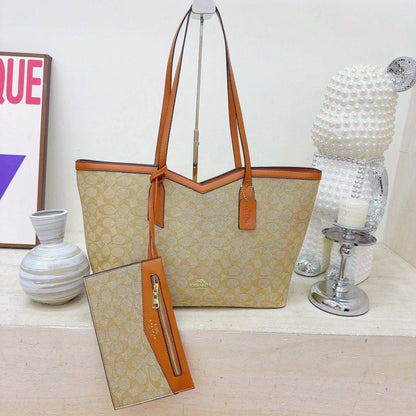 Coach ᴛᴏᴛᴇʙᴀɢ
ᴢɪᴘᴘᴇʀ ᴛʏᴘᴇ
sɪᴢᴇ : 47 x 14 x 27 cm

75 dhs🪙💕

Zain31
♥️♥️♥️
