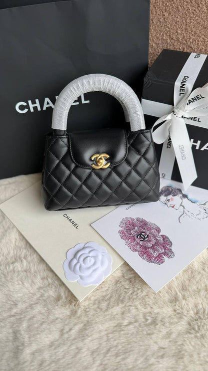 ✨New Chanel Kelly 🌈✨
Size : 19 Cm 
With original Packing 🎁
Vip 🔝
For Price 👇 WTSP Text Zain 0568585901

Zain280
♥️♥️♥️