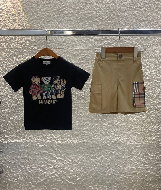 New Burberry set🤎
2 to 12 years 
240 dhs🌺
Super Master quality✅

Zain286
♥️♥️♥️