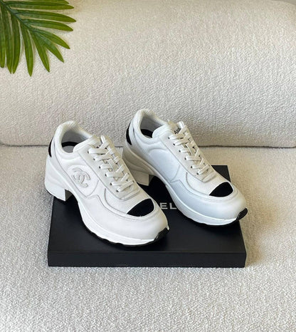 CHANEL 
SuperMaster Quality 💯
500 dhs🪙💚
Size: 36-41💥

Zain171
♥️♥️♥️