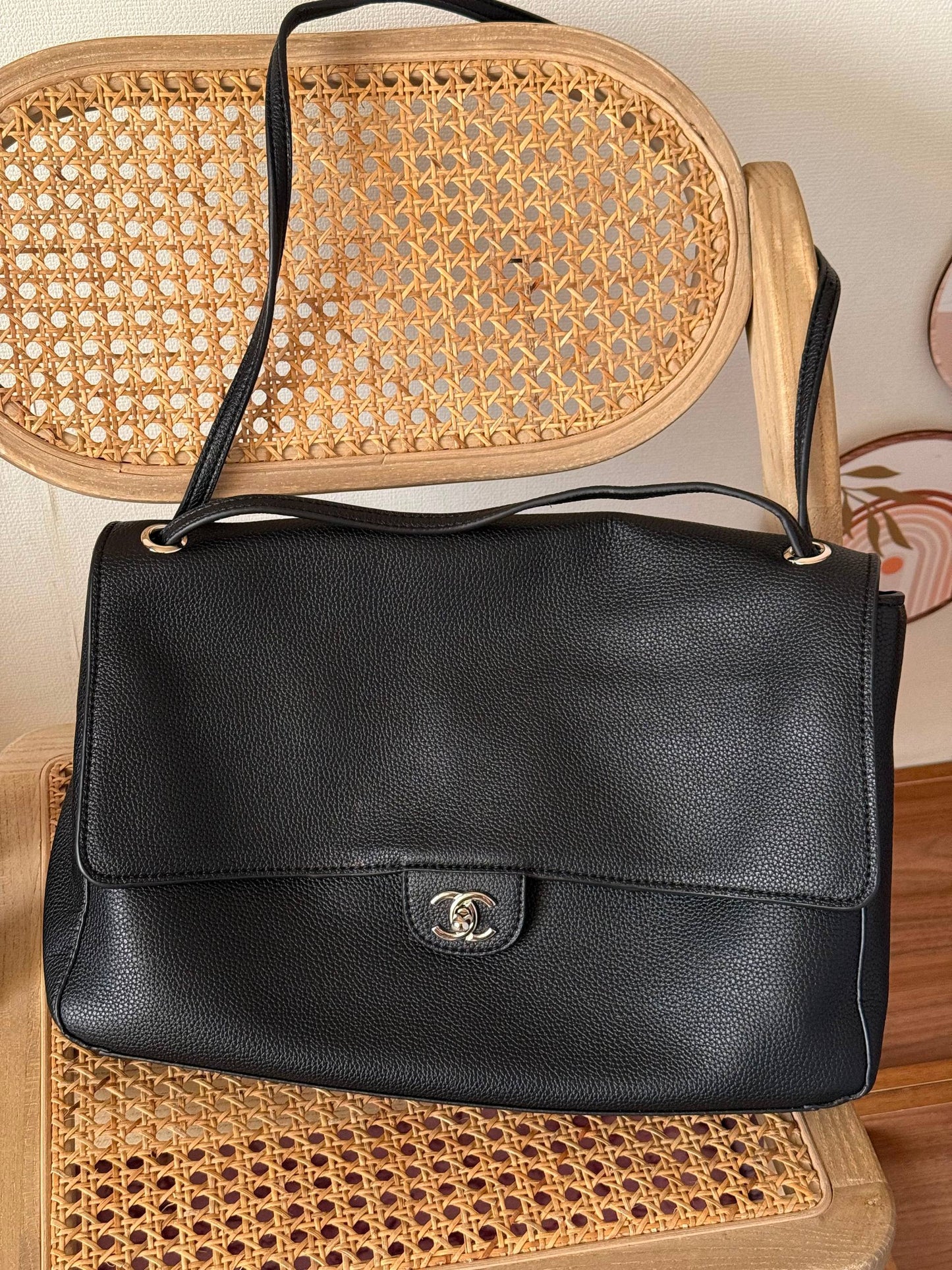 New Collection✨✨✨
CHANEL
38cm
470 dhs🇦🇪🇦🇪
*MASTER QUALITY*

Zain167
♥️♥️♥️