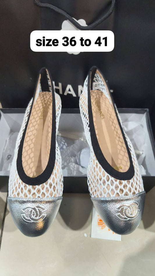Chanel 

Size 36 to 41 

110 dhs✅

Zain103
♥️♥️♥️