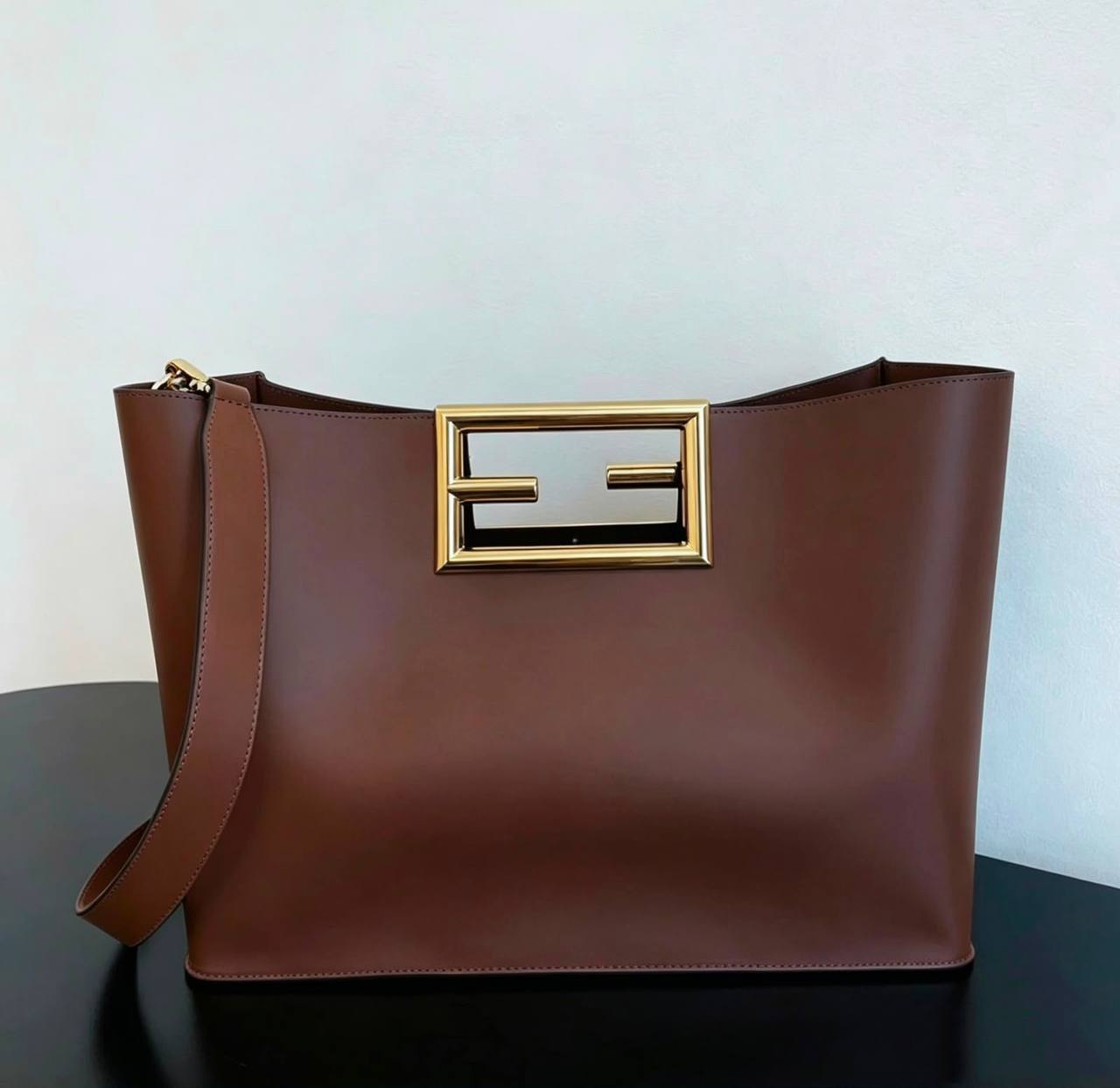 FENDI WAY 
COPY ONE  
BIG SIZE 
 210 DHS💛......(leather)

Zain295
♥️♥️♥️