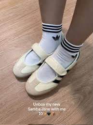 Adidas Samba Mary-Jane cream leather 
New Arrivals 🤩
36-41 AVAILABLE 😇
190 dhs🇦🇪🇦🇪

Zain242
♥️♥️♥️