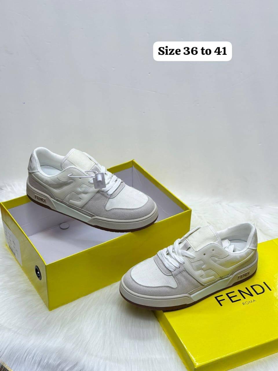Fendi
💯high quality
Size 36-37-38-39-40-41
135 dhs👑

Zain86
♥️♥️♥️