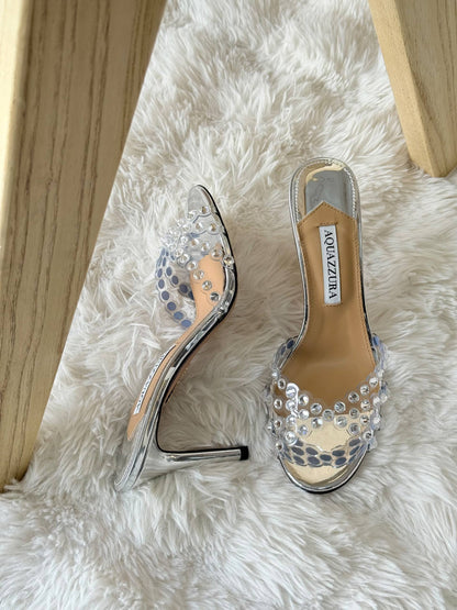 Aquazzura

Size 36 too 42

480 dhs🇦🇪🇦🇪

Zain303
♥️♥️♥️