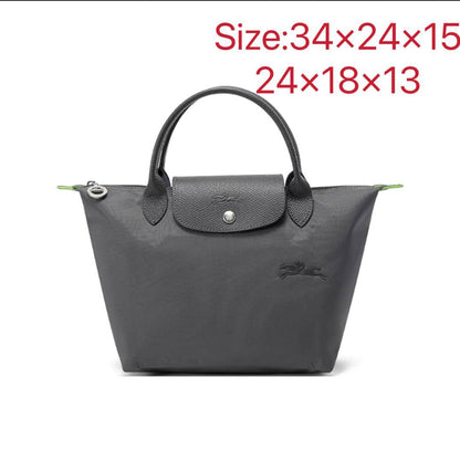 Long Champ
65 dhs🇦🇪🇦🇪  24 cm
75 dhs🇦🇪🇦🇪  34 cm

Zain26
♥️♥️♥️