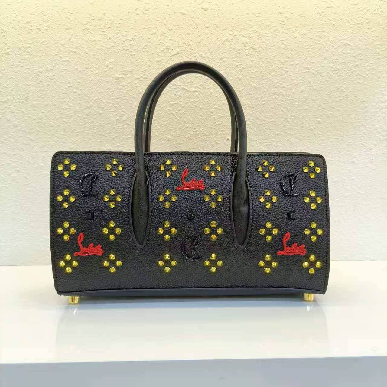 Christian Louboutin 
With box 
🎁🎁🎁

120 dhs✅
Size 28cm

Zain161
♥️♥️♥️