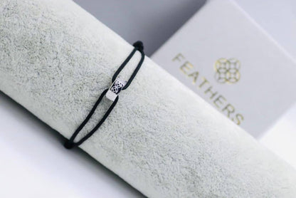 Feathers Bracelet 

55 dhs❣️

Zain33
♥️♥️♥️