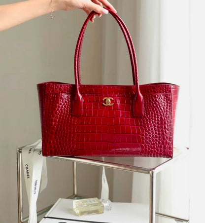 Chanel

270 dhs
37 cm

Zain134
♥️♥️♥️
