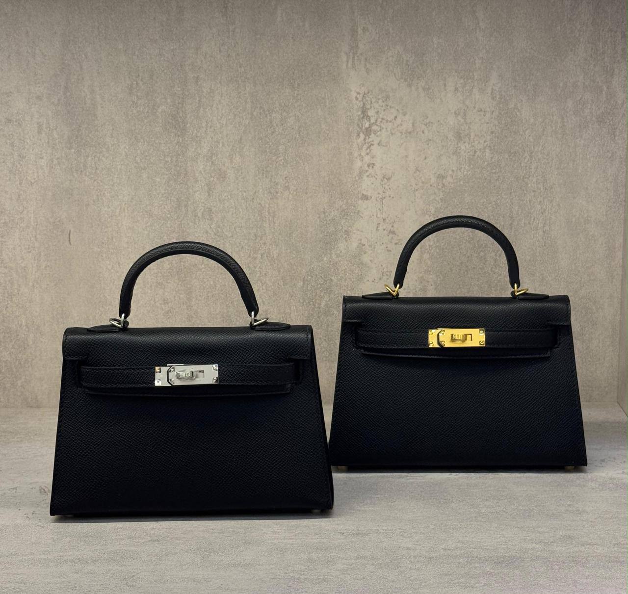 Hernes
𝐇𝐞𝐫𝐦𝐞𝐬 𝐌𝐢𝐧𝐢 𝐊𝐞𝐥𝐥𝐲 𝟏𝟗𝐜𝐦 
𝐇𝐚𝐧𝐝 𝐌𝐚𝐝𝐞 
1350 dhs✅🖤🌴

ETAG4
♥️♥️♥️