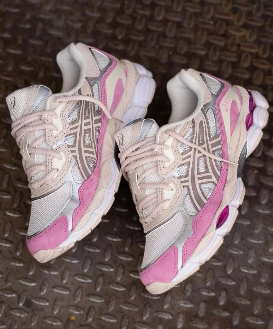 ASICS Gel-NYC "Cream/Mineral Beige/Pink"🌸
36-41 AVAILABLE 
240 dhs✅

Zain242
♥️♥️♥️