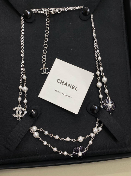 MASTER NECKLACE
95 DHS🇦🇪
WITH NORMAL CHANEL BOX AND PAPER BAG🛍️🎁
Chanel

Zain89
♥️♥️♥️