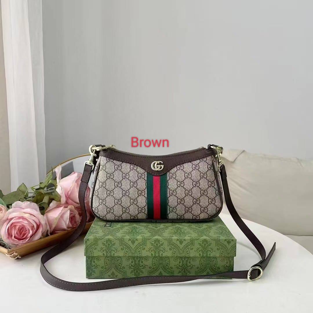 Gucci 

100 dhs🇦🇪🇦🇪

with box

Zain235
♥️♥️♥️