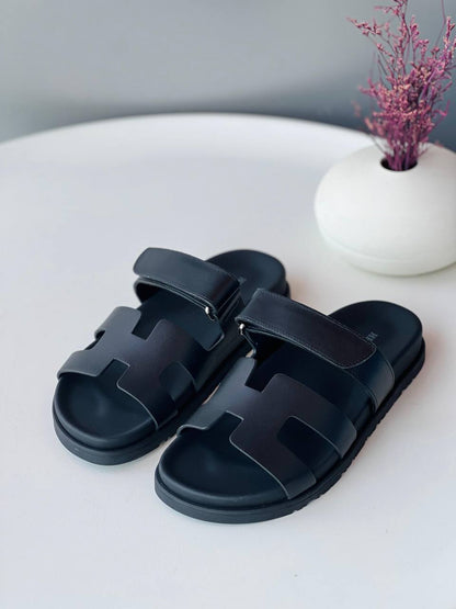 Hermes
Size 36_41
Super high quality* 
450 dhs🪙🌨️

Zain176
♥️♥️♥️
