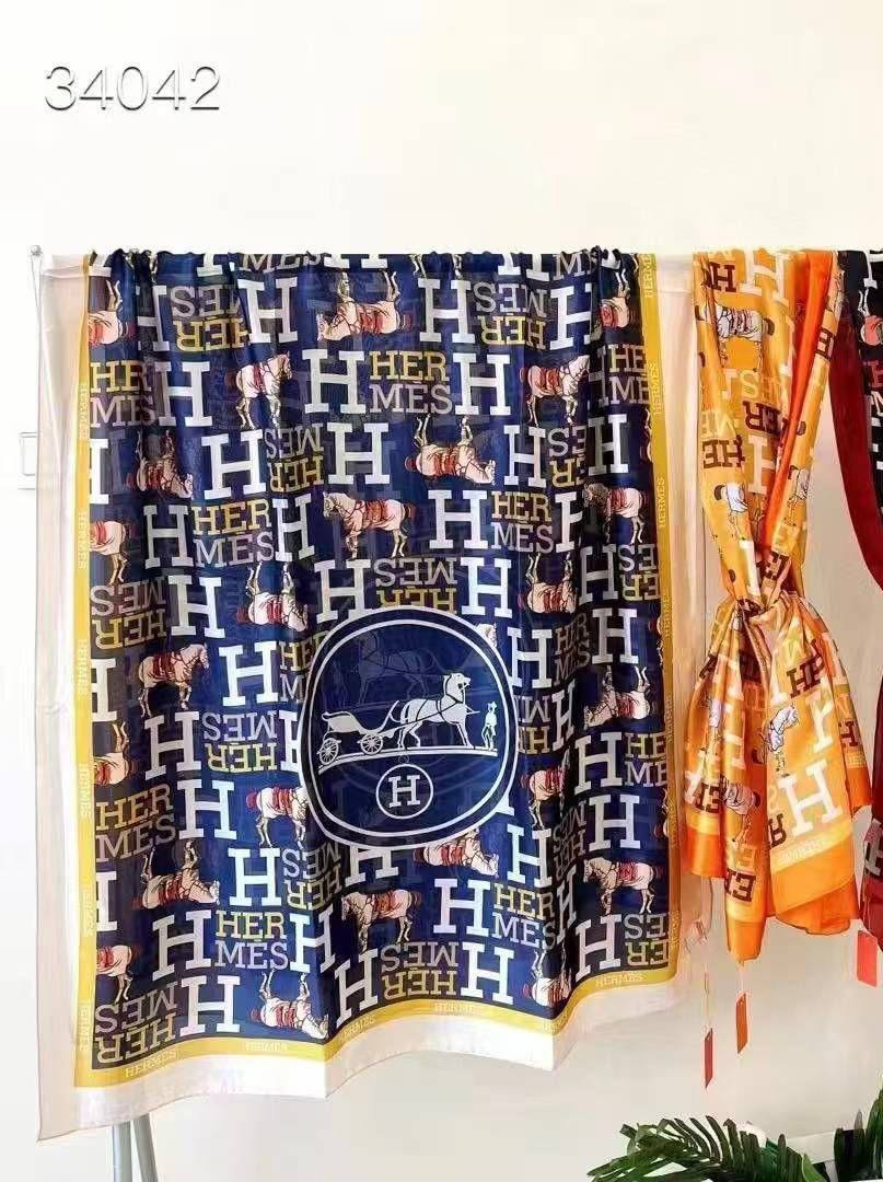 Winter scarf + Silk Scarf

45 dhs🪙🖤

Add Box 15 dhs🪙🖤

Zain93
♥️♥️♥️