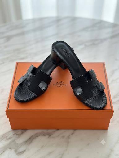 NEW CAME
HERMES  
GOOD QUALITY
95 dhs🇦🇪🇦🇪
Size 36 TO 41

Zain40
♥️♥️♥️