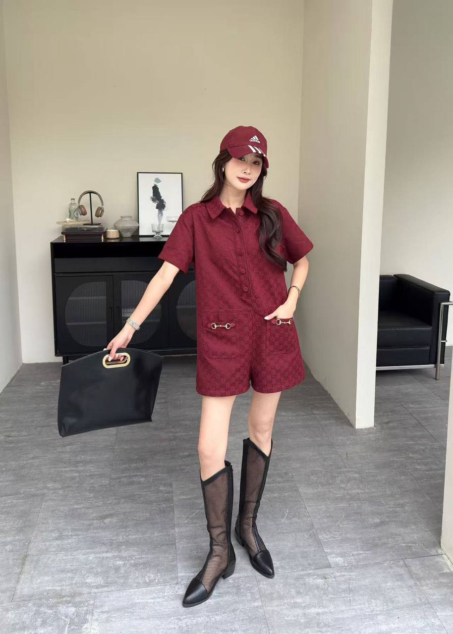 *New collections      
190 dhs🪙
*good  quality  🍒❤️❤️🛍️🛍️
*Sizes:S M L * 
*AVAILABLE NOW*

Zain231
♥️♥️♥️