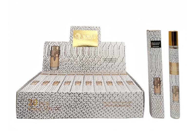 Perfume box

20 pc inside

80 dhs 

full box🎁🎁🎁

Zain254
♥️♥️♥️