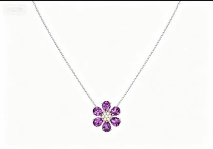 VCA ❤️‍🔥*
Necklace 🐦‍🔥
Master quality 💯
With normal boxes 🗃️ 
50 dhs✅
With master box 📦 
80 dhs✅

Zain216
♥️♥️♥️