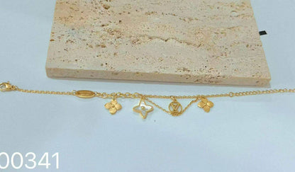 *Stainless steel ❤️‍🔥*
Mix items 🌸
Non tarnish 💯
With black boxes 🗃️ 
20 dhs💓
With normal boxes 📦 
And paper bag🛍️
30 dhs💓

Zain216
♥️♥️♥️