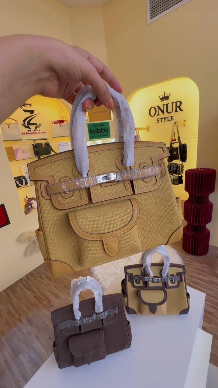 Hermes

350 dhs

Zain131
♥️♥️♥️

Zc