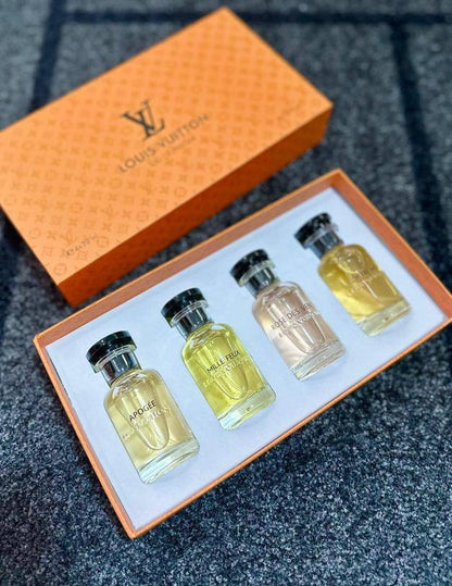 LV

3 MODEL PERFUME 

SETS 
55 dhs🇦🇪🇦🇪

Zain01
♥️♥️♥️