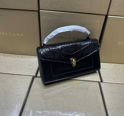 Bvlgari ❣️😊
high quality
140 dhs✅

Zain143
♥️♥️♥️