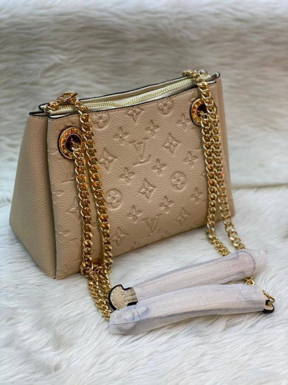 LV
95 dhs🪙💕

Zain143
♥️♥️♥️