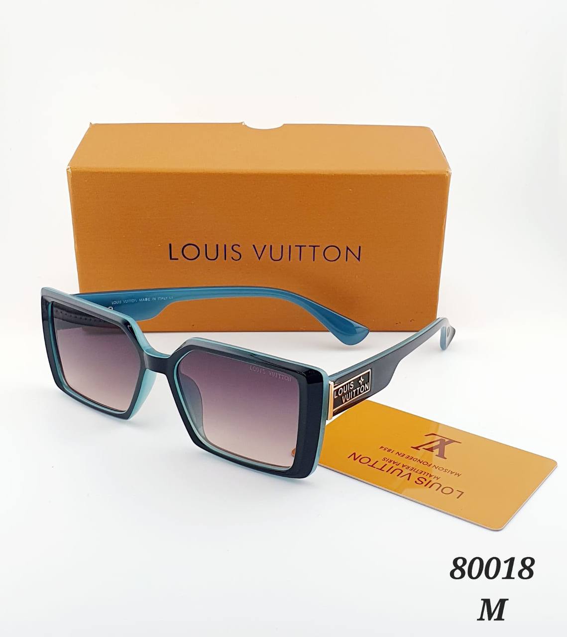 LV Sunglasses
65 dhs✅

with box
🎁🎁🎁

Zain182
♥️♥️♥️