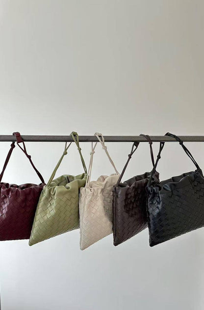 Bottega Master
330 dhs🪙🌨️

Zain131
♥️♥️♥️